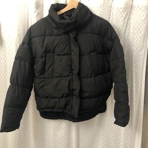 UO Black Puffer Jacket sz S